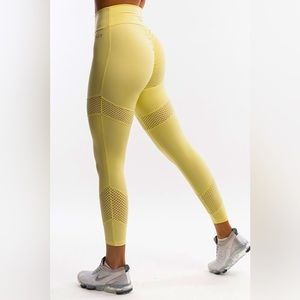 Echt Enforce Scrunch Leggings